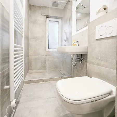 Tolstov Apartments - 2 Room Apartment - 25 min Messe DUS * Duisbourg